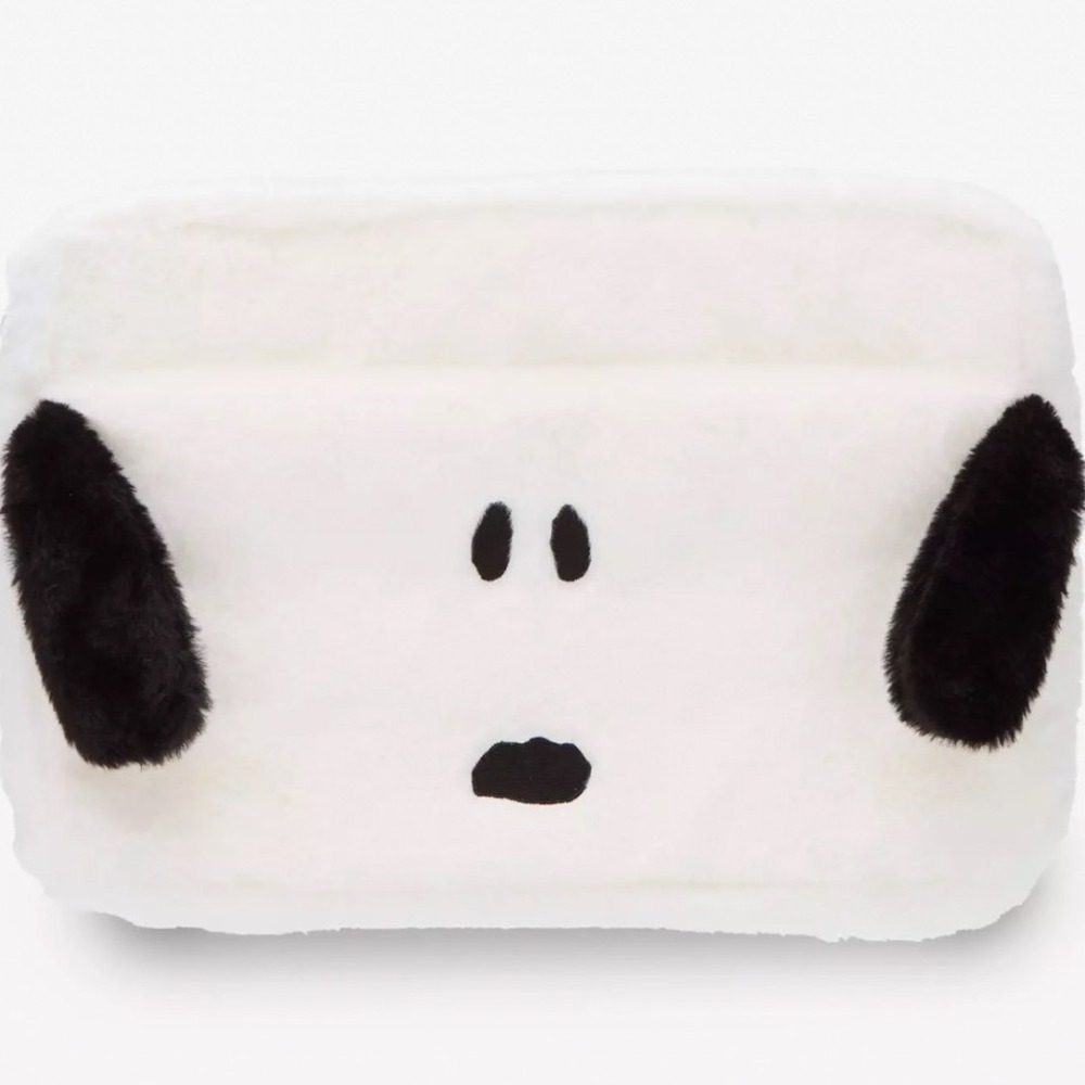 Peanuts Snoopy Faux Fur Laptop Case White Plush 14" NWT Concept One